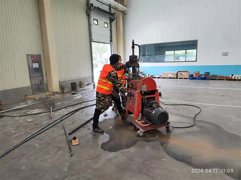 汤原厂房地面下沉塌陷注浆加固施工